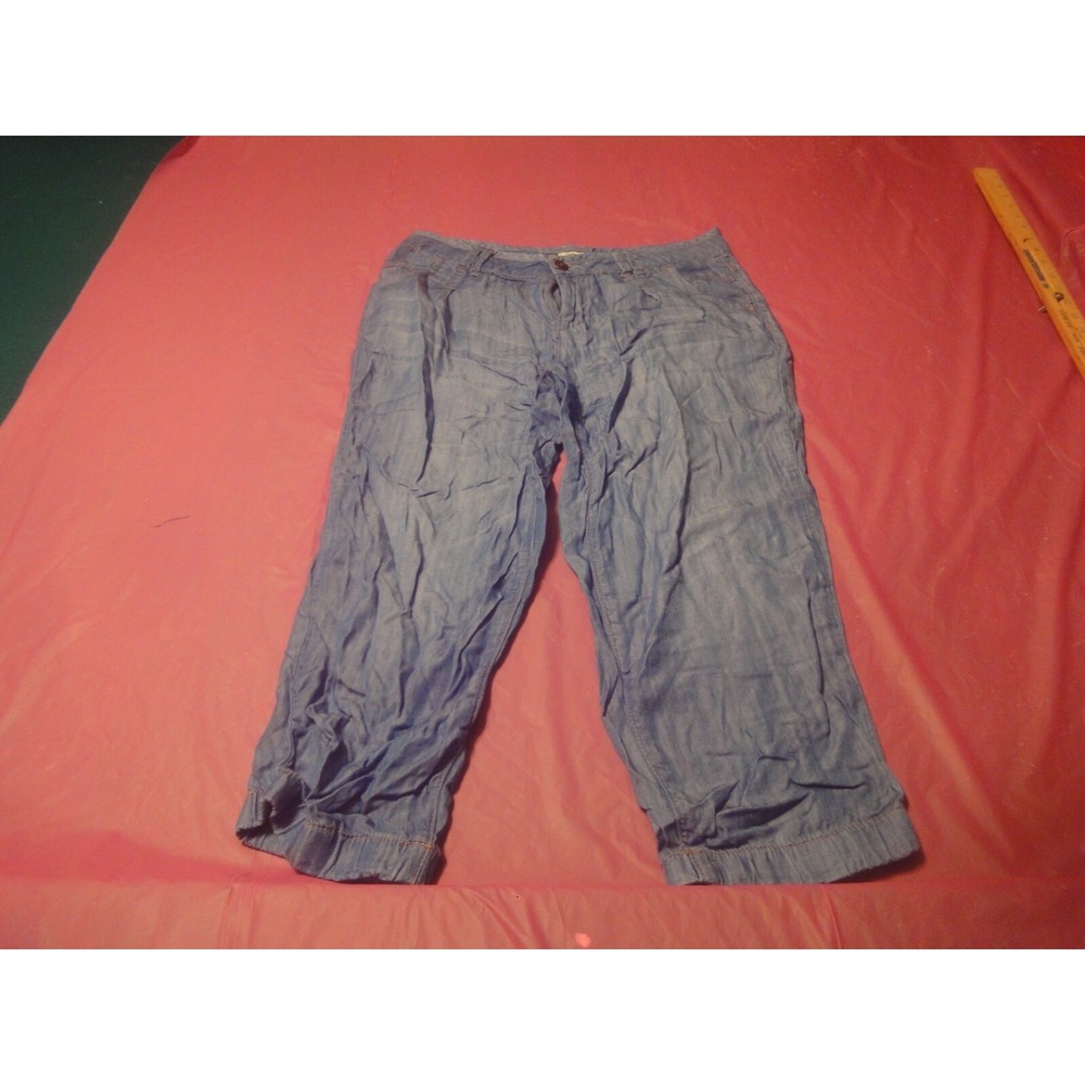 Celebrity Pink Jeans light blue capris pants juniors 7‎ light weight cute